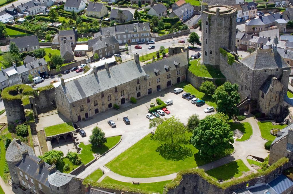 L'hostellerie Du Château De 3*